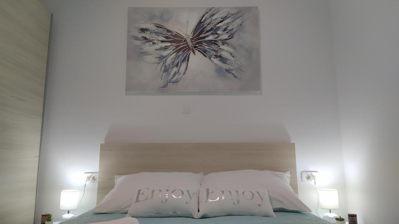 Urban Apartment Vukic โตรกีร์ ภายนอก รูปภาพ